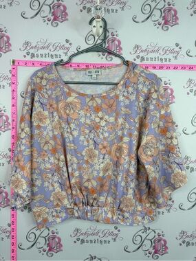 OLI VIV Lavender Floral Short-Sleeve Cropped Top